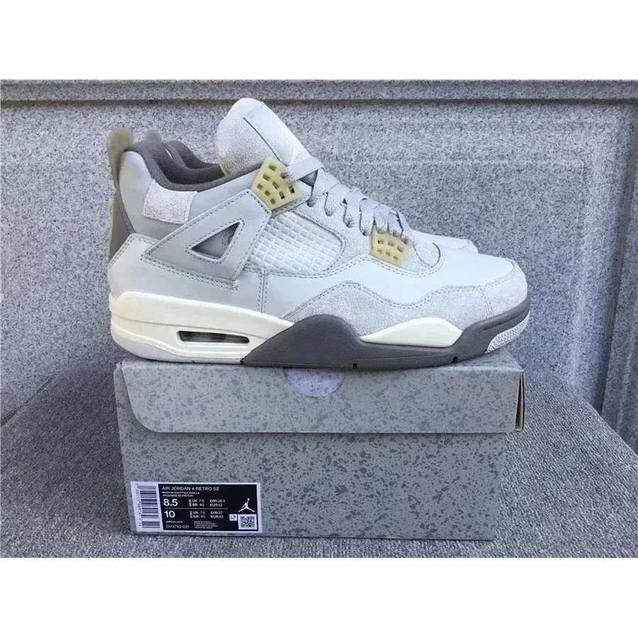 Jordan Jordan Air Jordan 4 Sail Sneaker Grey