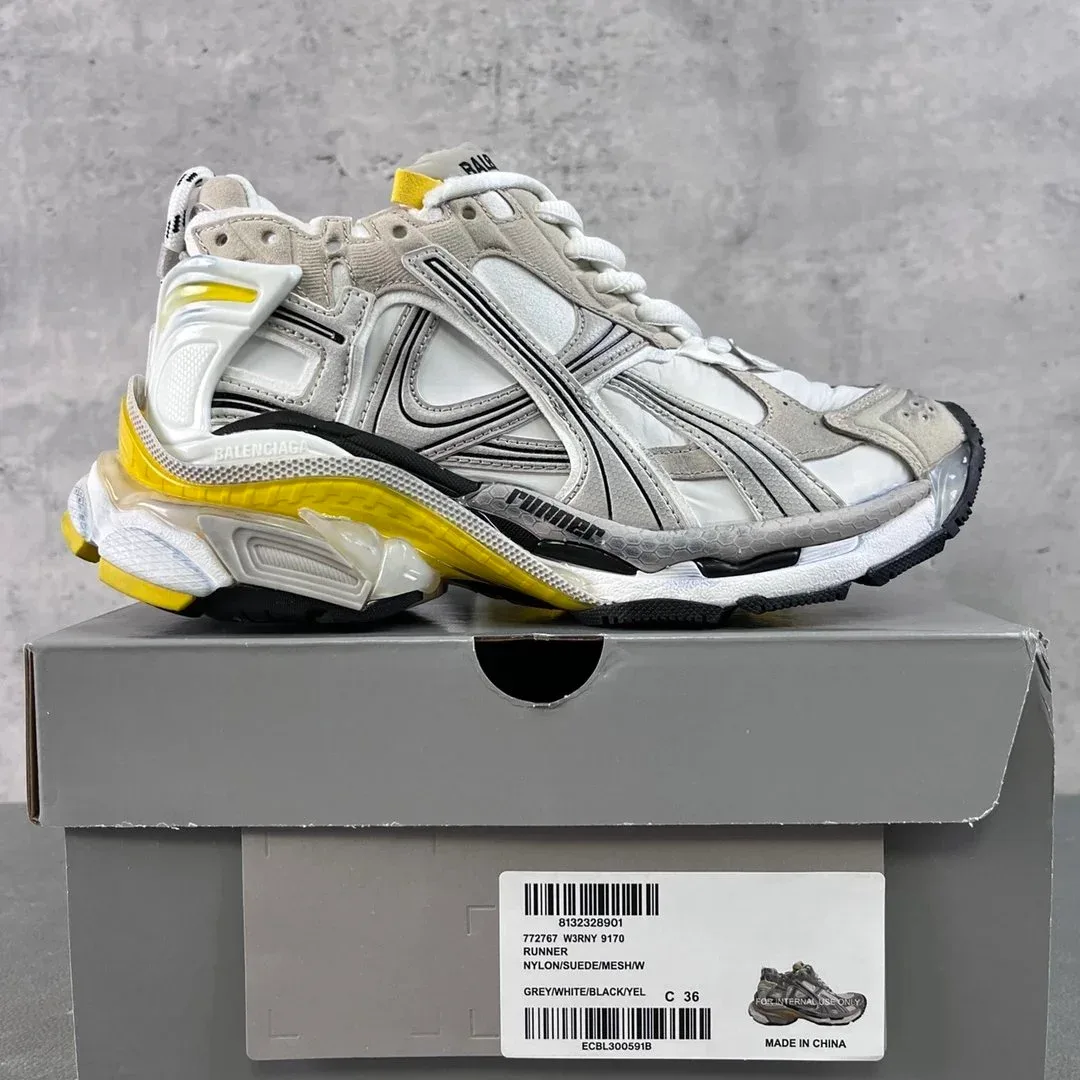 Balenciaga Balenciaga Runner Grey Yellow 9170 Sneakers Grey - 1