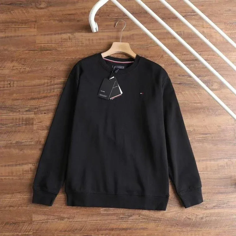 Tommy Hilfiger Tommy Hilfiger Classic Logo Black Crewneck Sweatshirt Black - 1