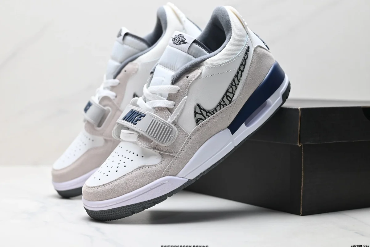 Nike Nike Air Jordan Legacy 310 White Grey Sneakers White - 1
