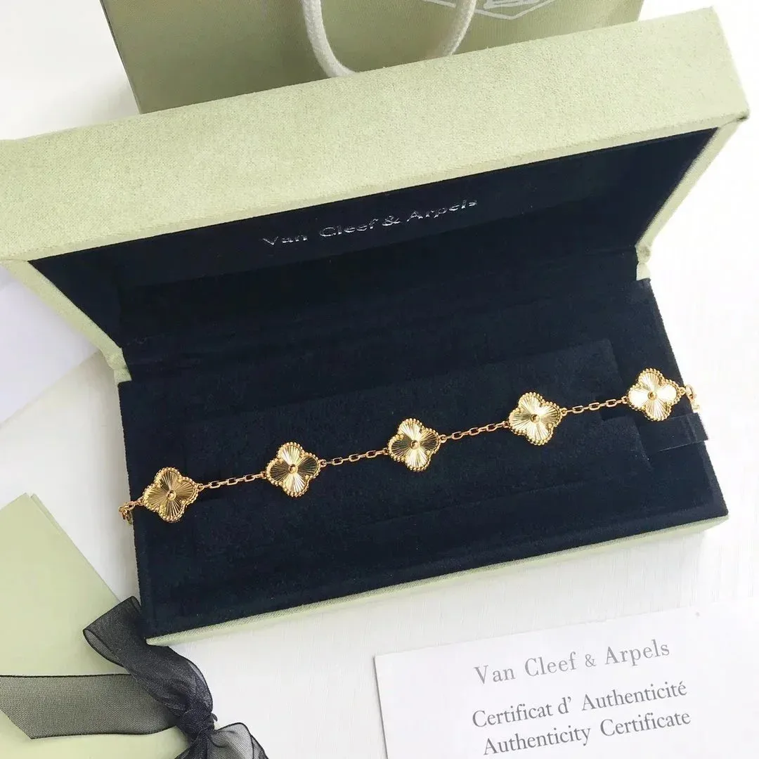 Van Cleef & Arpels Van Cleef & Arpels Alhambra Gold Bracelet Gold