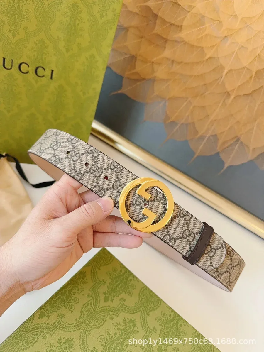 Gucci Gucci Interlocking G Beige/Gold Belt Beige