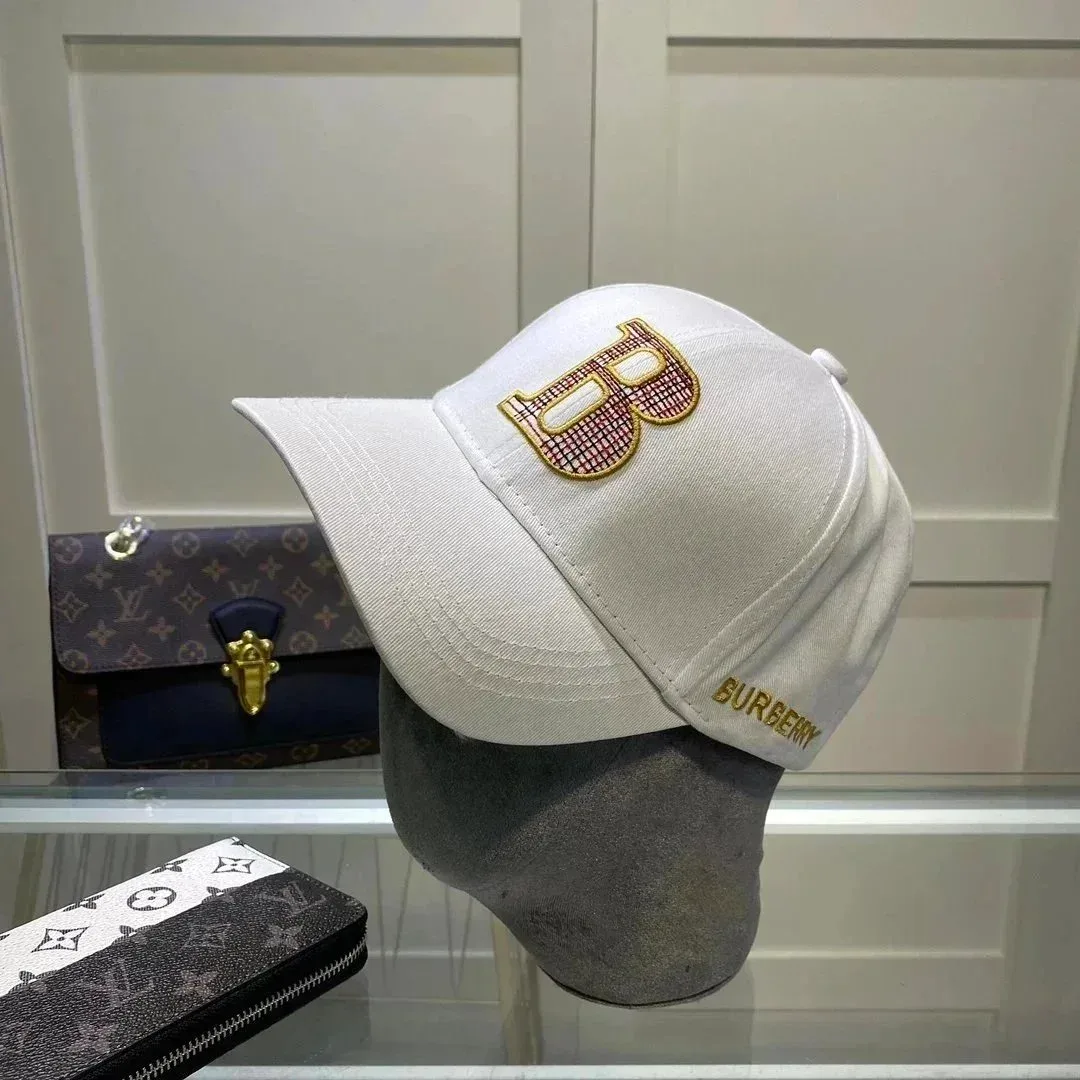 Burberry Burberry White Logo Baseball Cap White