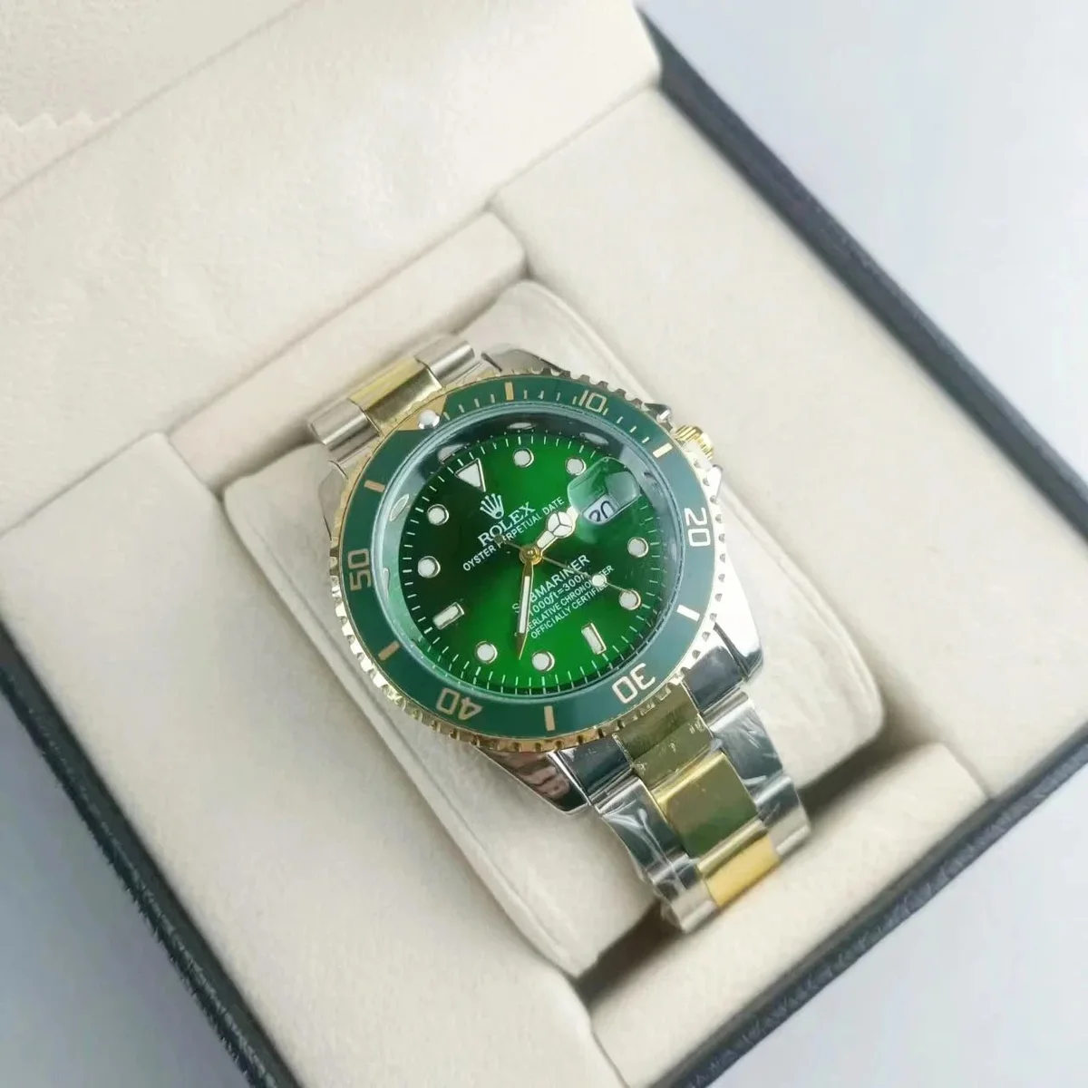 Rolex Rolex Submariner Green Dial Stainless Steel Watch Green - 1