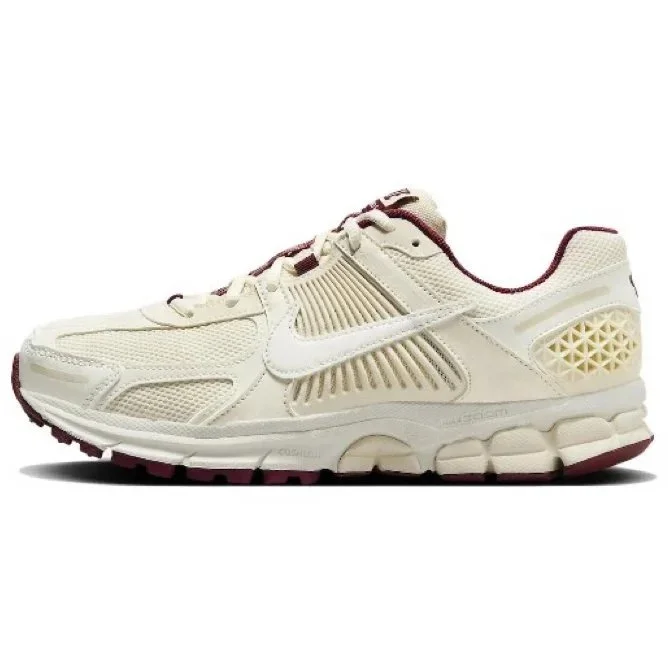 Nike Nike Air Zoom Vomero 15 Sail/Maroon Running Sneakers Beige