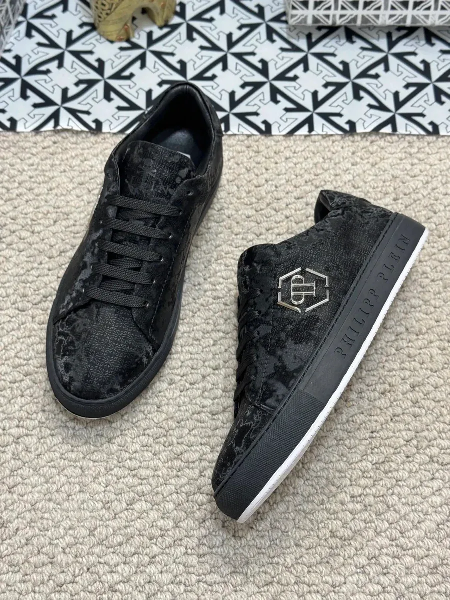 Philipp Plein Philipp Plein Black Velvet Logo Sneakers Black - 1