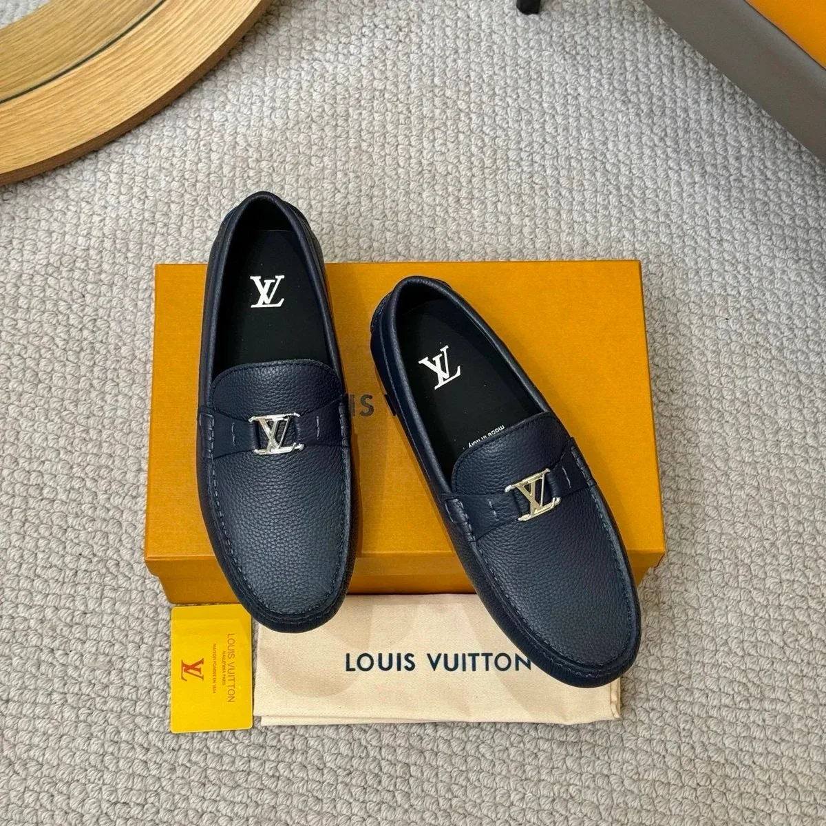 Louis Vuitton Monogramové mokasíny Tabi námořnická kůže
