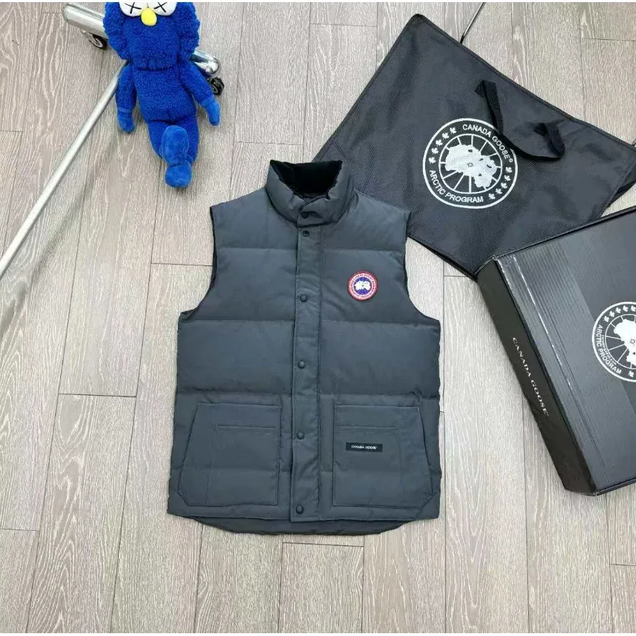 Canada Goose Canada Goose Arctic Program Charcoal Grey Vest Grey