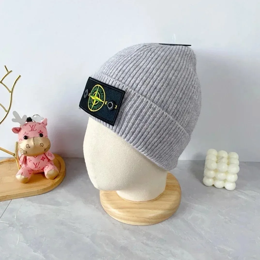 Stone Island Stone Island Grey Compass Logo Beanie Grey
