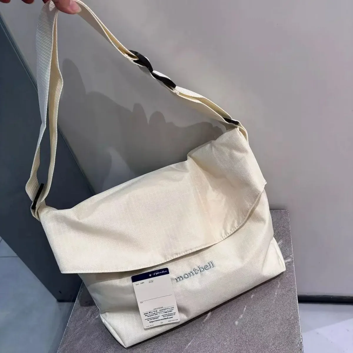 Montbell Montbell Cream Canvas Shoulder Bag Cream - 1