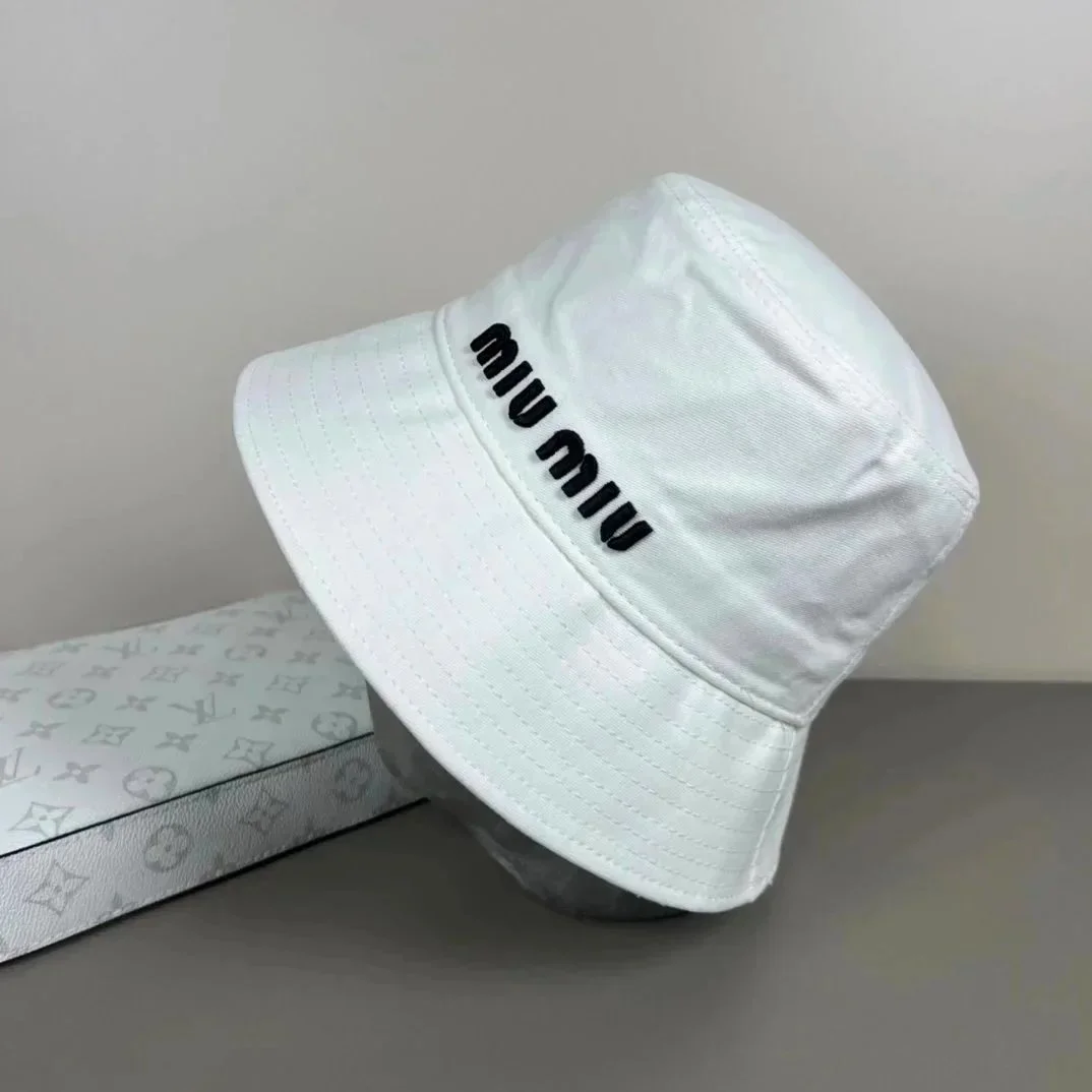 Miu Miu Miu Miu White/Black Logo Bucket Hat White
