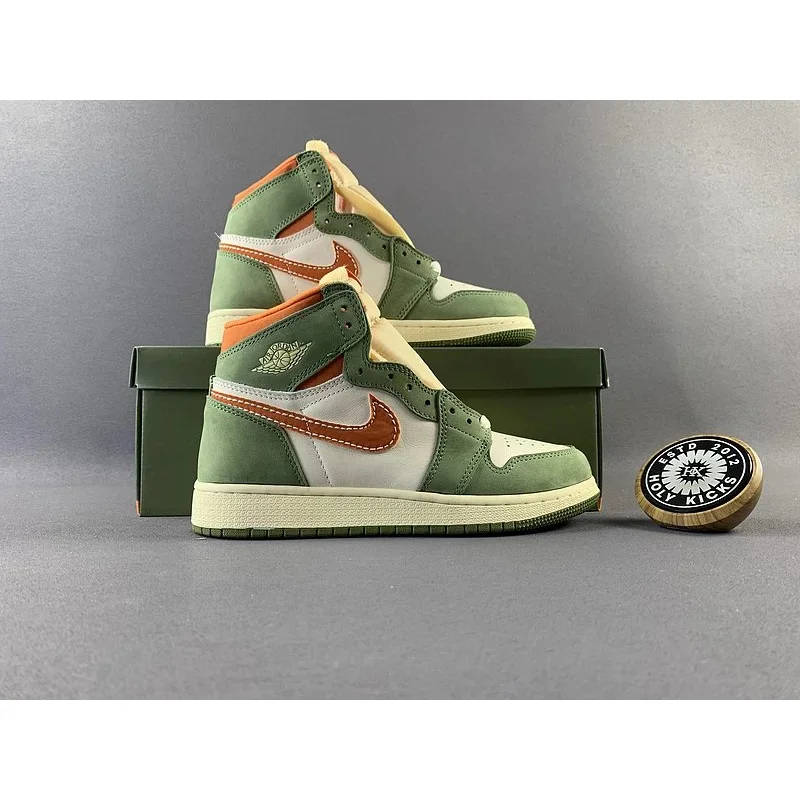 Jordan Jordan Air Jordan 1 High Pine Green/Orange Sneakers Green
