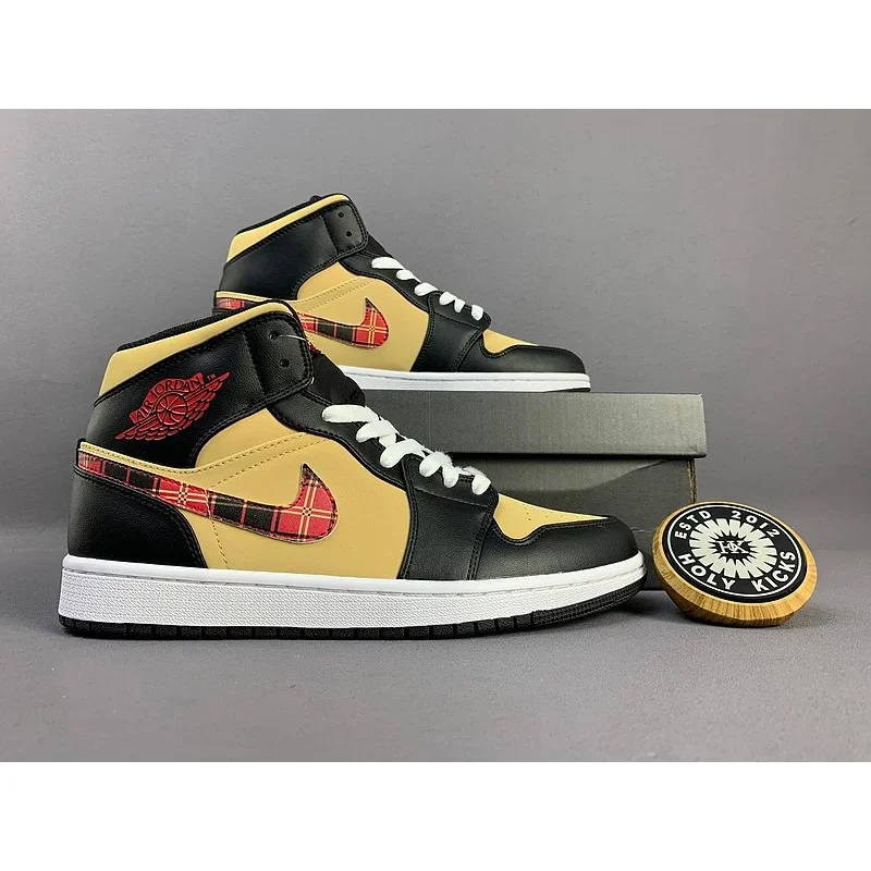 Nike Nike Air Jordan 1 Tartan Black Yellow Sneakers Black - 1