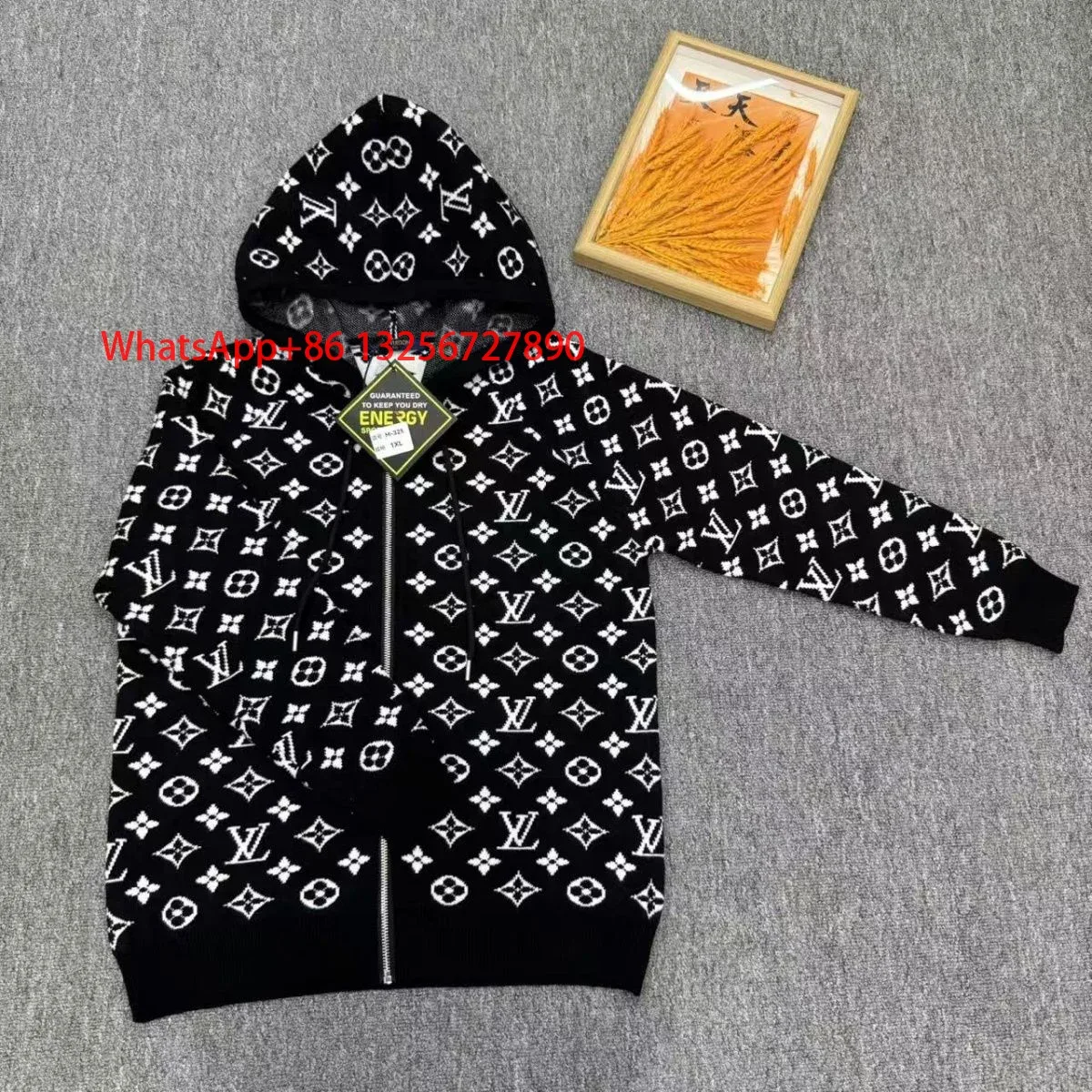 Louis Vuitton Louis Vuitton Monogram LV 24 Black/White Hoodie Black