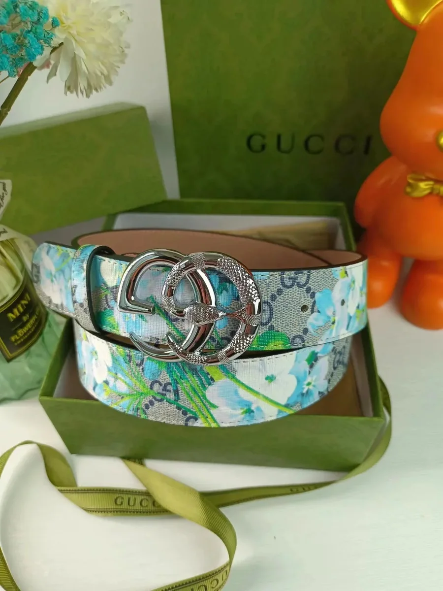 Gucci Gucci GG Supreme Blue Floral Belt Blue