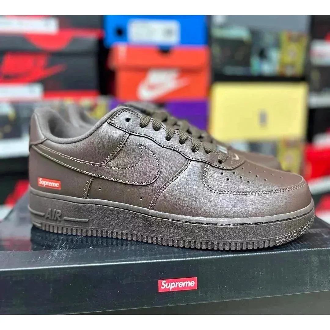 Nike Nike Air Force 1 Supreme Olive Sneakers Brown - 1