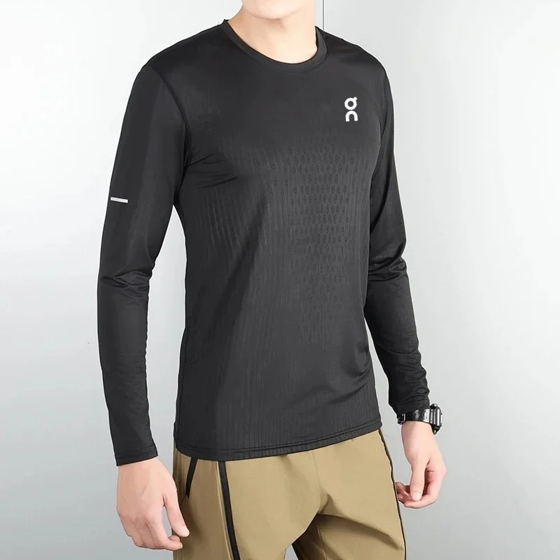 On Running On Long Sleeve T-Shirt Black Sporty Top Black - 1