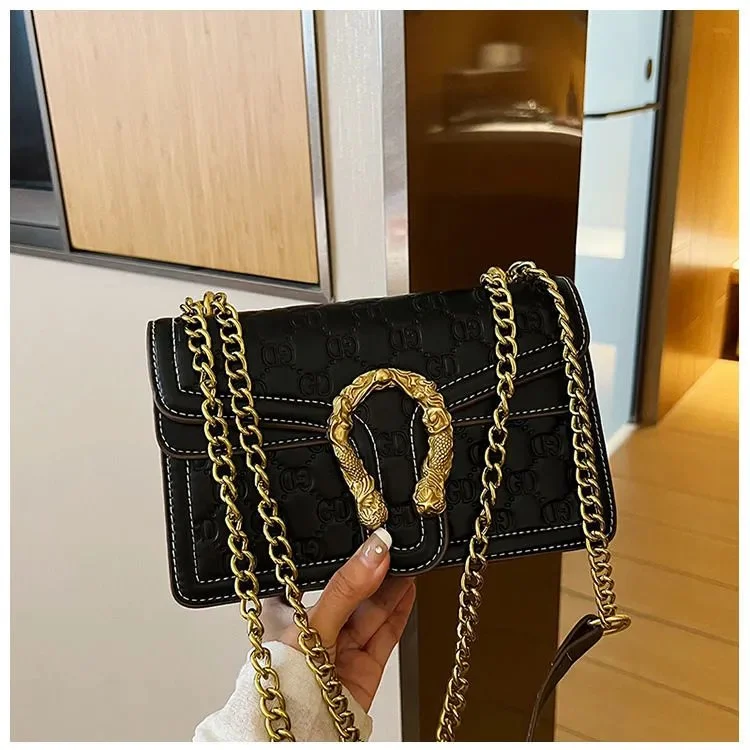 Gucci Gucci Dionysus 20 Black/Gold Shoulder Bag Black