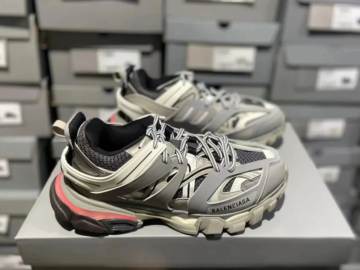 Balenciaga Balenciaga Track.3.0 Triple Grey Sneakers Grey - 1