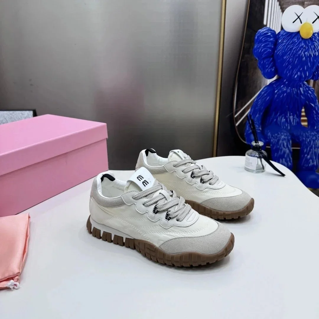 Miu Miu Miu Miu Wander Beige Sneakers Beige