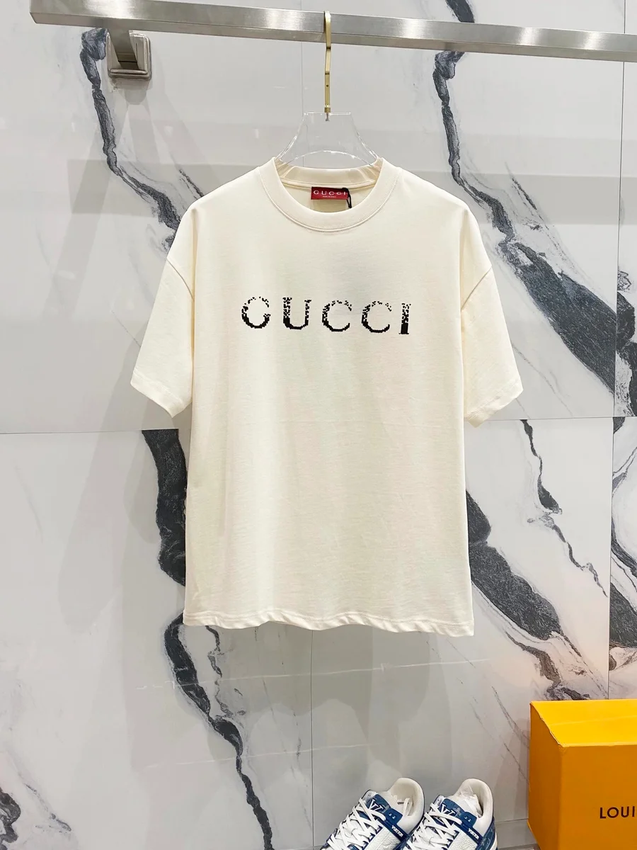 Gucci Gucci Cream Logo T-Shirt Cream