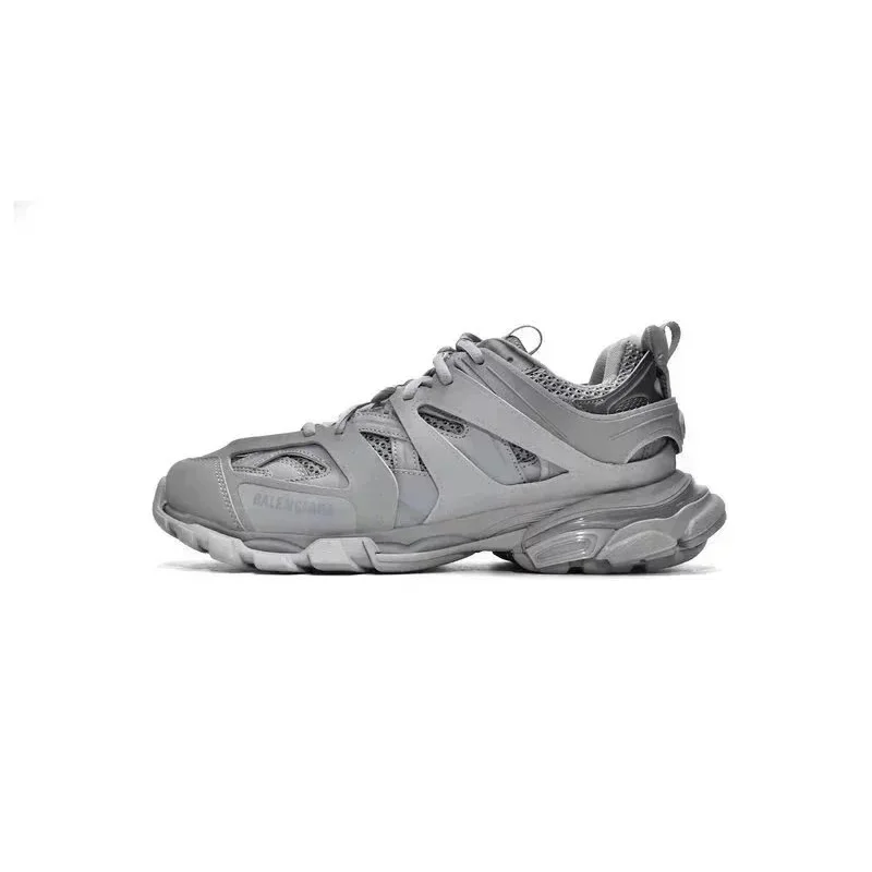 Balenciaga Balenciaga Triple S Triple Grey Sneakers Grey