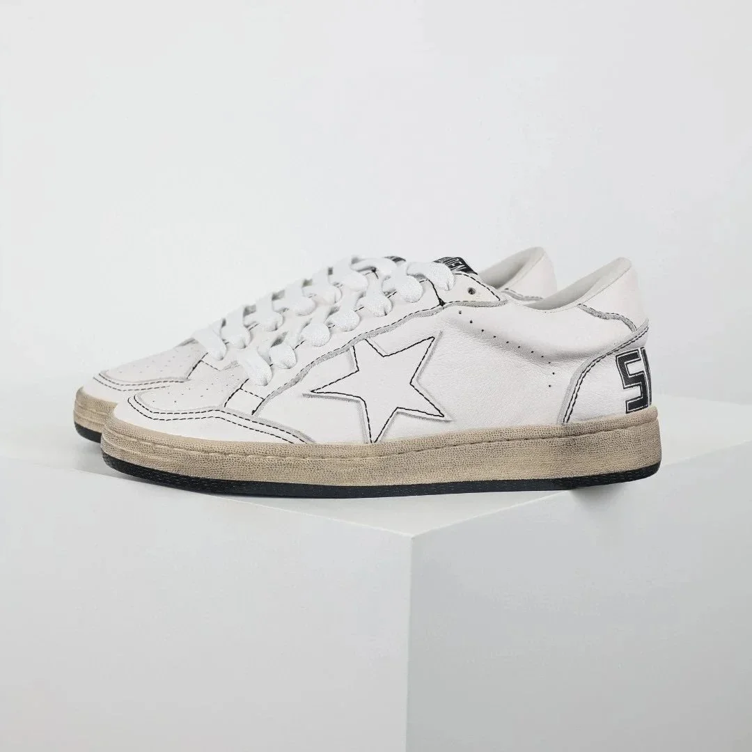 Golden Goose Golden Goose Super-Star White Star Detail Sneakers White - 1