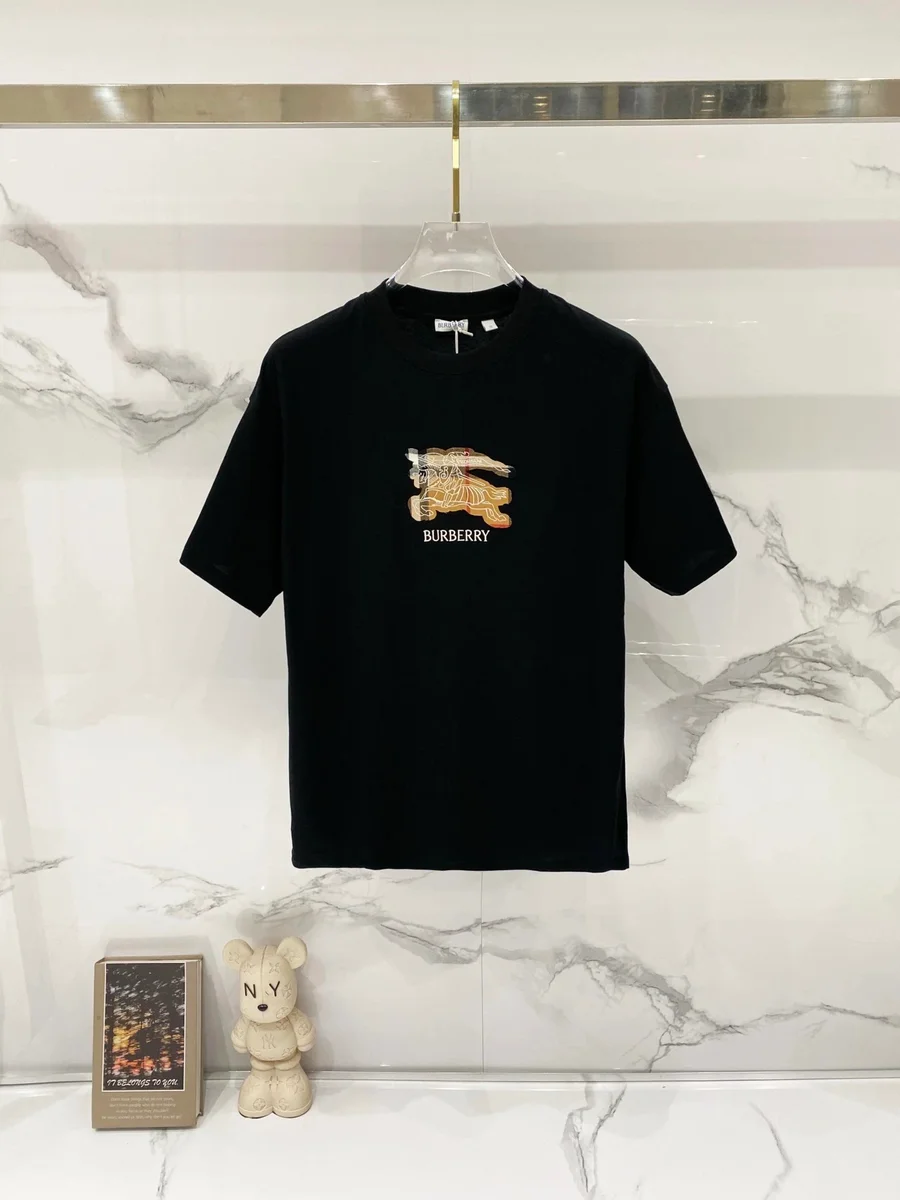 Burberry Burberry Black Equestrian Knight T-Shirt Black - 1