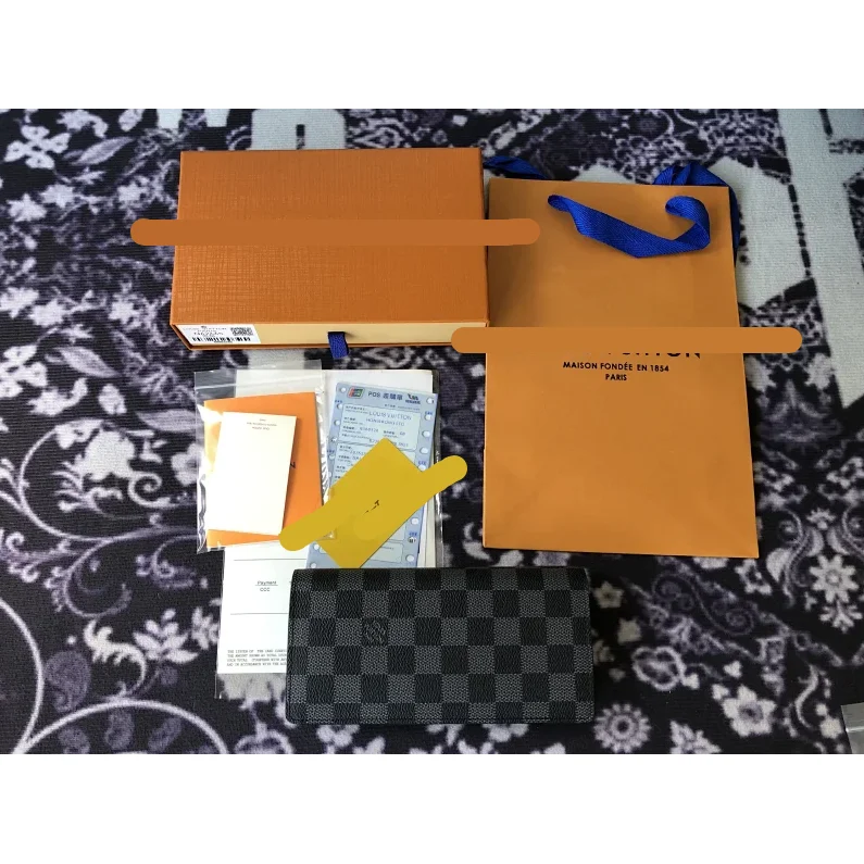 Louis Vuitton Louis Vuitton Pochette Damier Black/Gray Wallet Multicolor