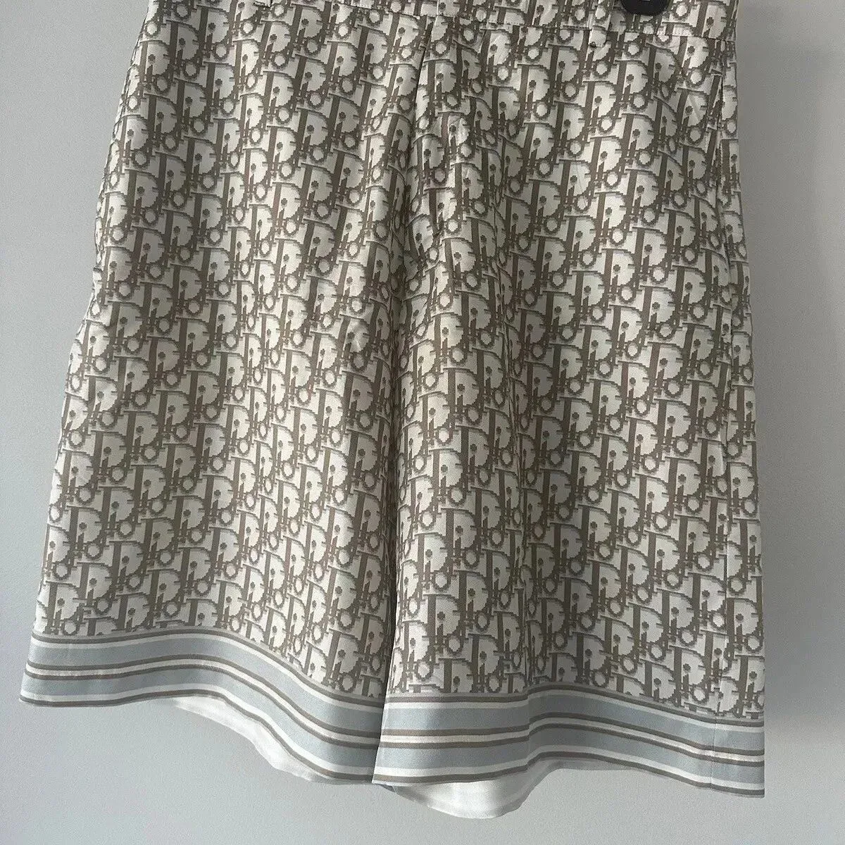 Dior Dior Oblique Shorts Beige Beige