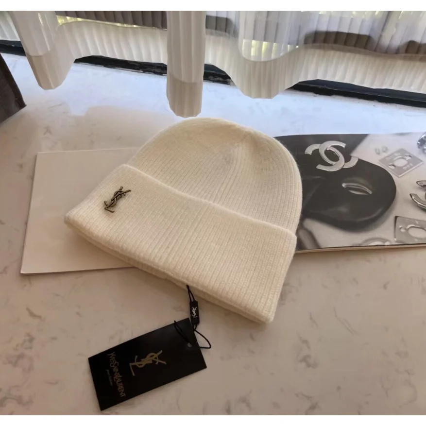 Chanel Chanel Beanie Cream Headwear Cream