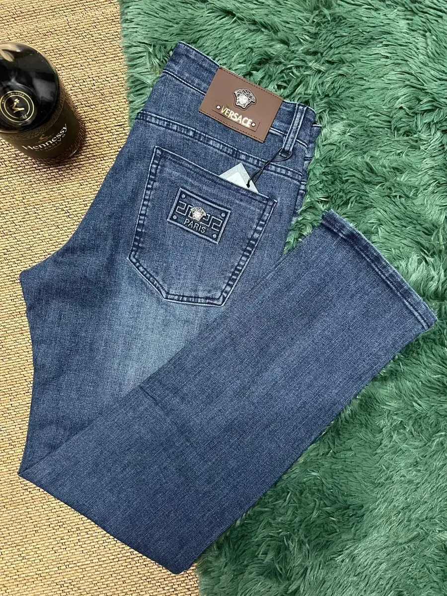 Versace Versace Medium Blue Wash Jeans Blue