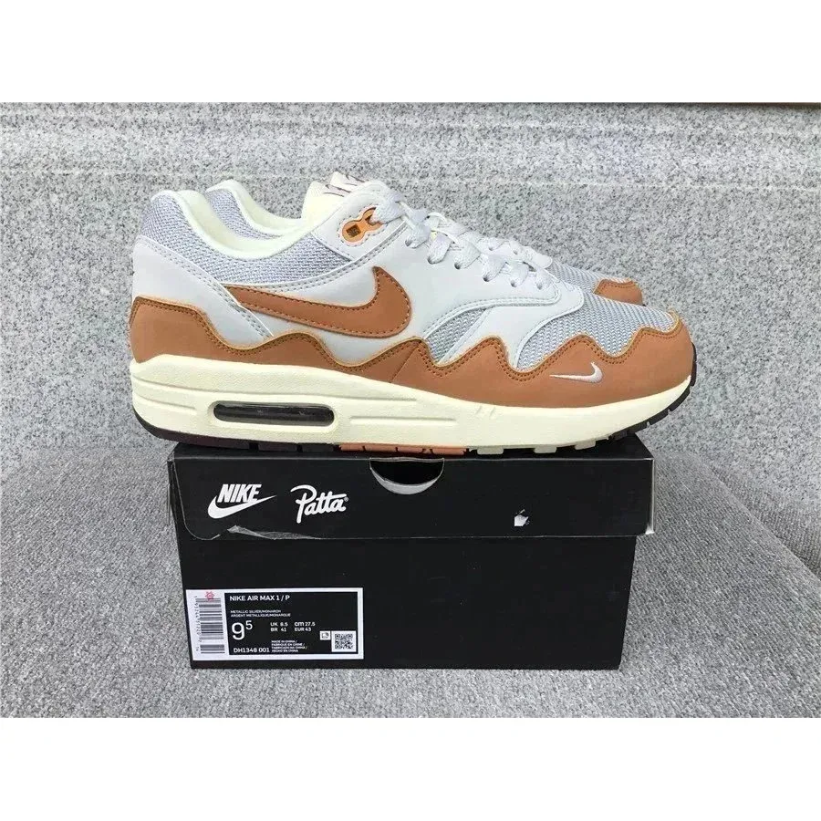 Nike Nike Air Max 1 Patta Wheat Sneakers Beige
