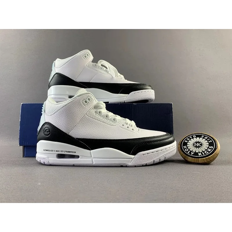 Nike Nike Air Jordan 3 White/Black Sneakers White - 1