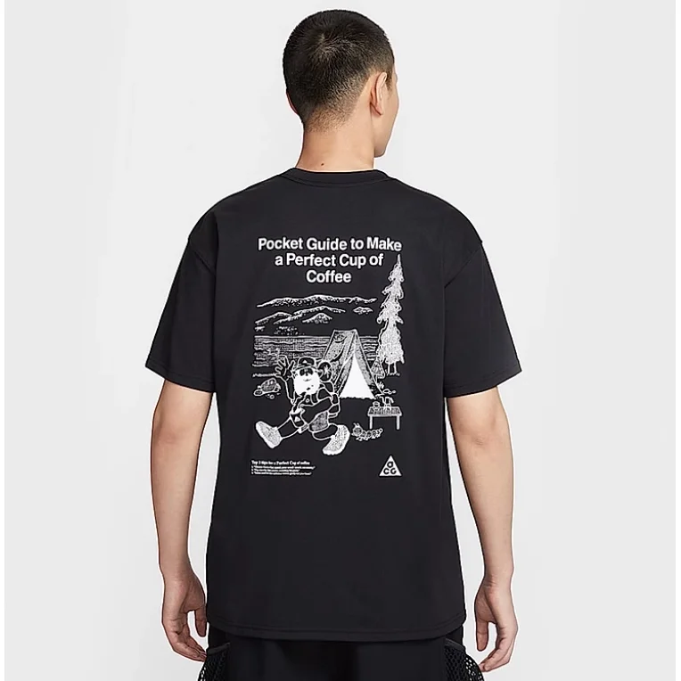 Nike Nike ACG Pocket Guide Coffee T-Shirt Black T-Shirts Black