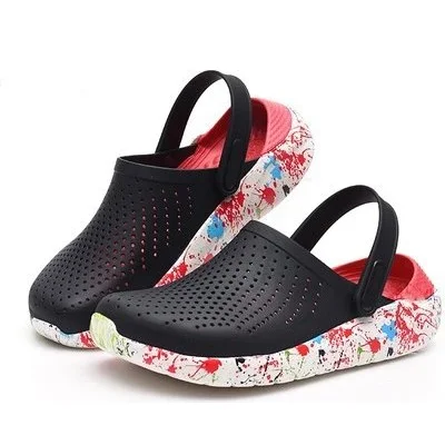 Crocs Crocs Classic Clog Paint Splatter Black/Red Clog Black - 1