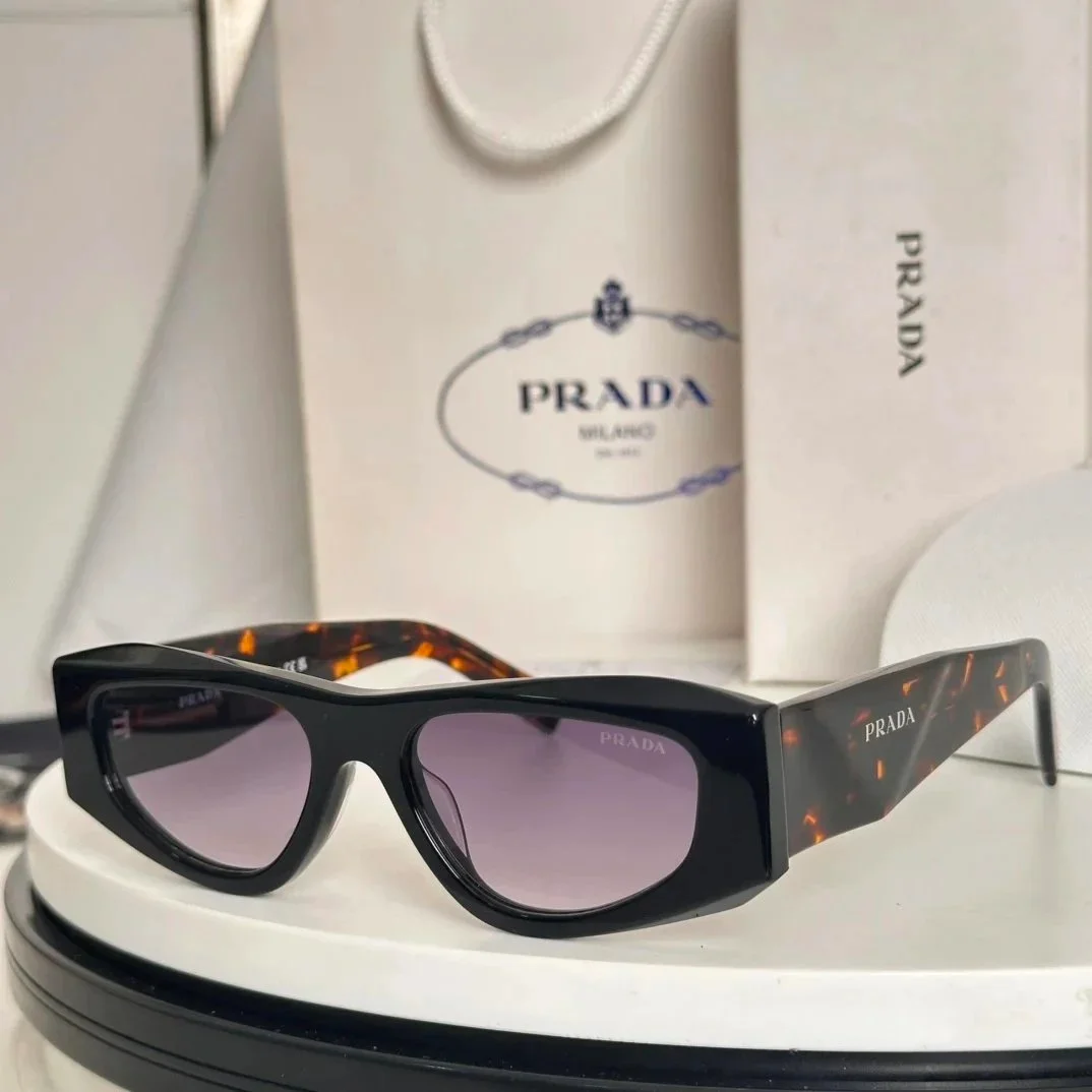 Prada Prada Sunglasses Black/Tortoiseshell Gradient Purple Sunglasses Black