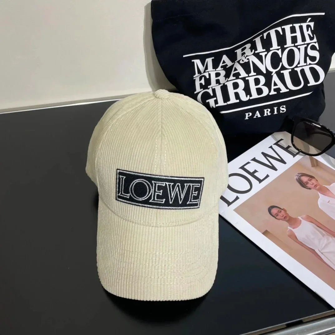 Loewe Loewe Embroidered Logo Cap Cream Cream