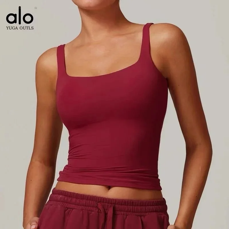 Alo Yoga Alo Cherry Red Yoga Outls Crop Top Red - 1