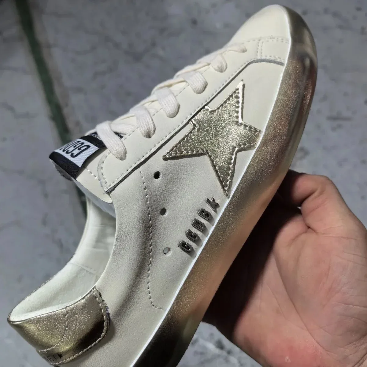 Golden Goose Golden Goose Super-Star White/Gold Sneakers White - 1