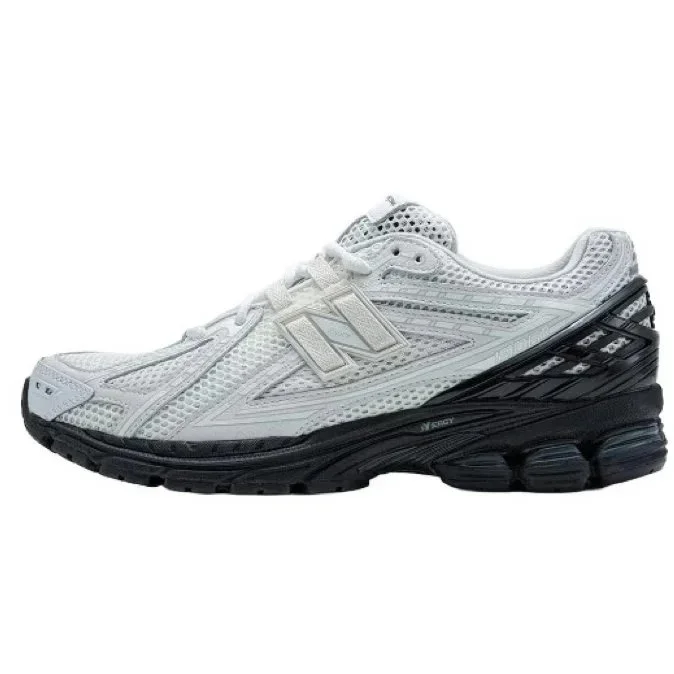 New Balance New Balance 9060 7-M1906RCO(G) White/Black Sneakers White - 1