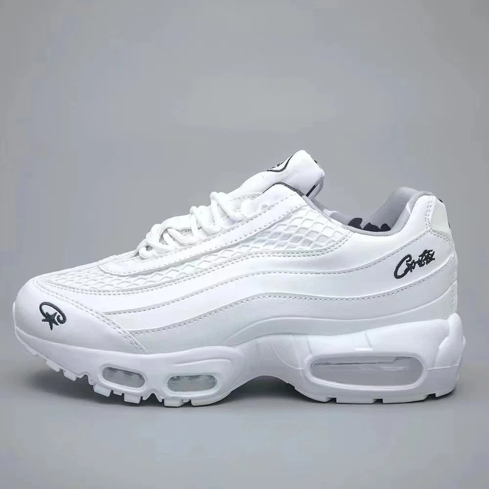 Nike Nike Air Max 95 White Triple Black Sneakers White - 1