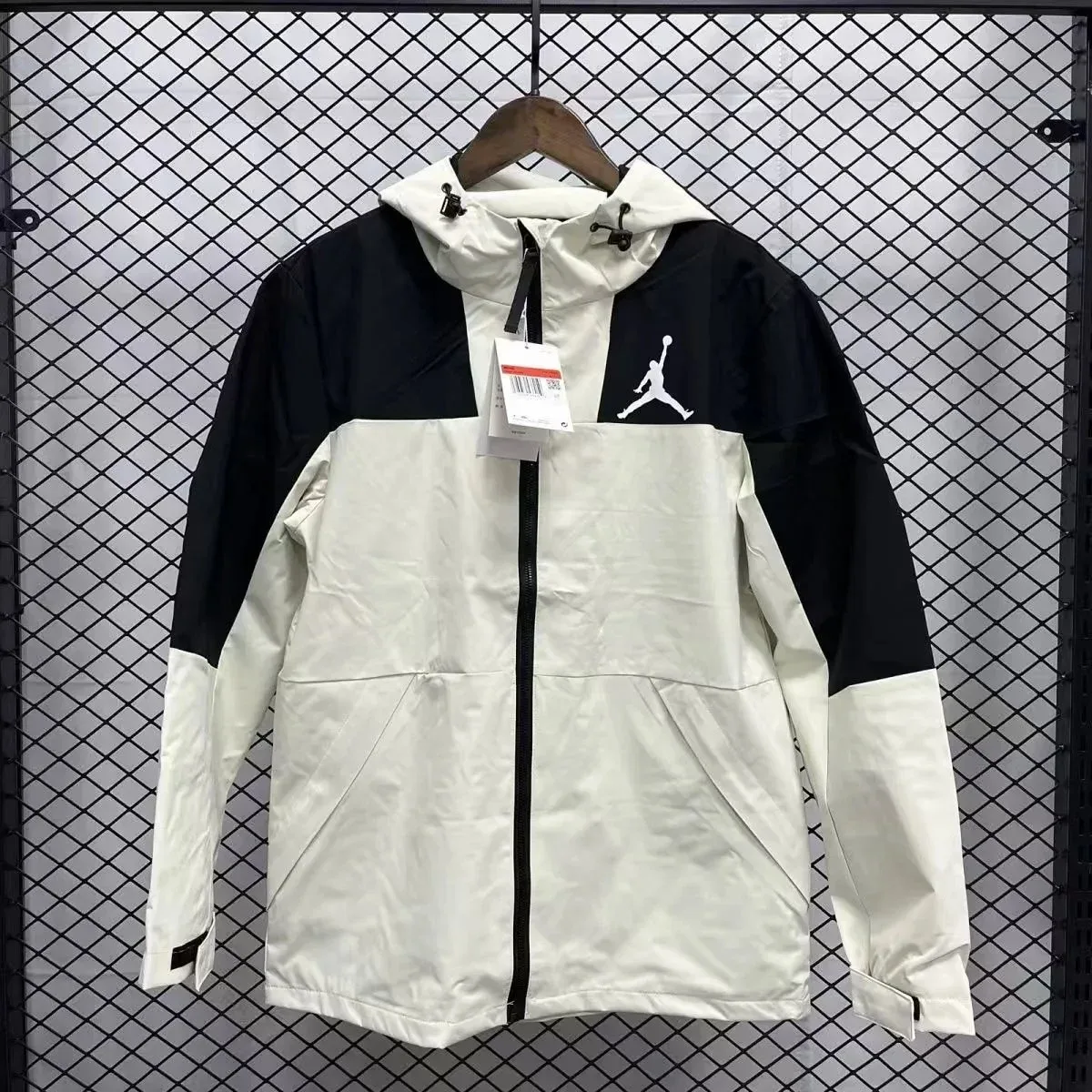 Jordan Jordan Air Jordan AJ07 Black/White Jacket White