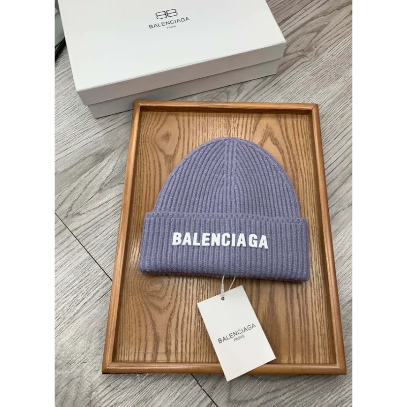 Balenciaga Balenciaga A-11 Lilac Beanie Hat Purple - 1