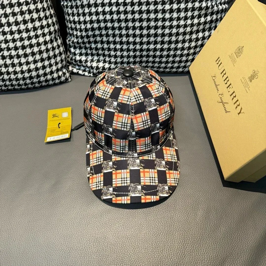 Burberry Burberry Classic Check Cap Black/Orange Headwear Black - 1