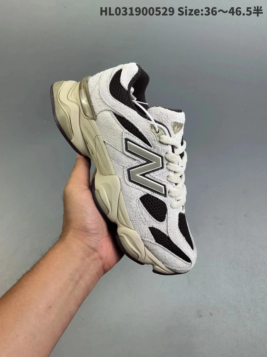 New Balance New Balance 9060 Cream/Black Sneaker Cream