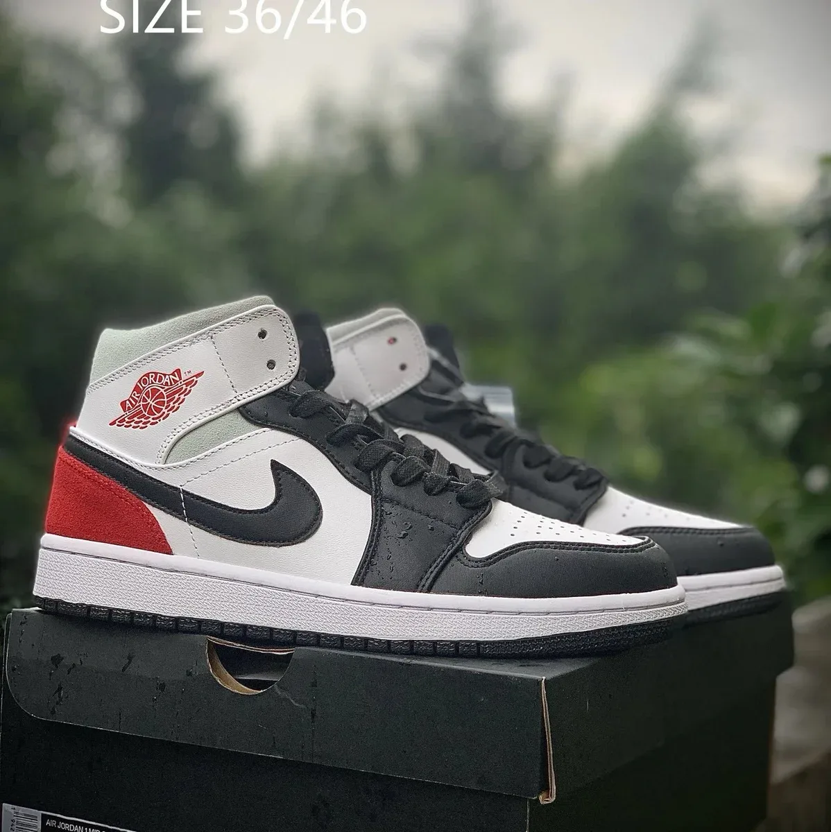 Nike Nike Air Jordan 1 Mid 'Black/Red' Sneakers Black - 1