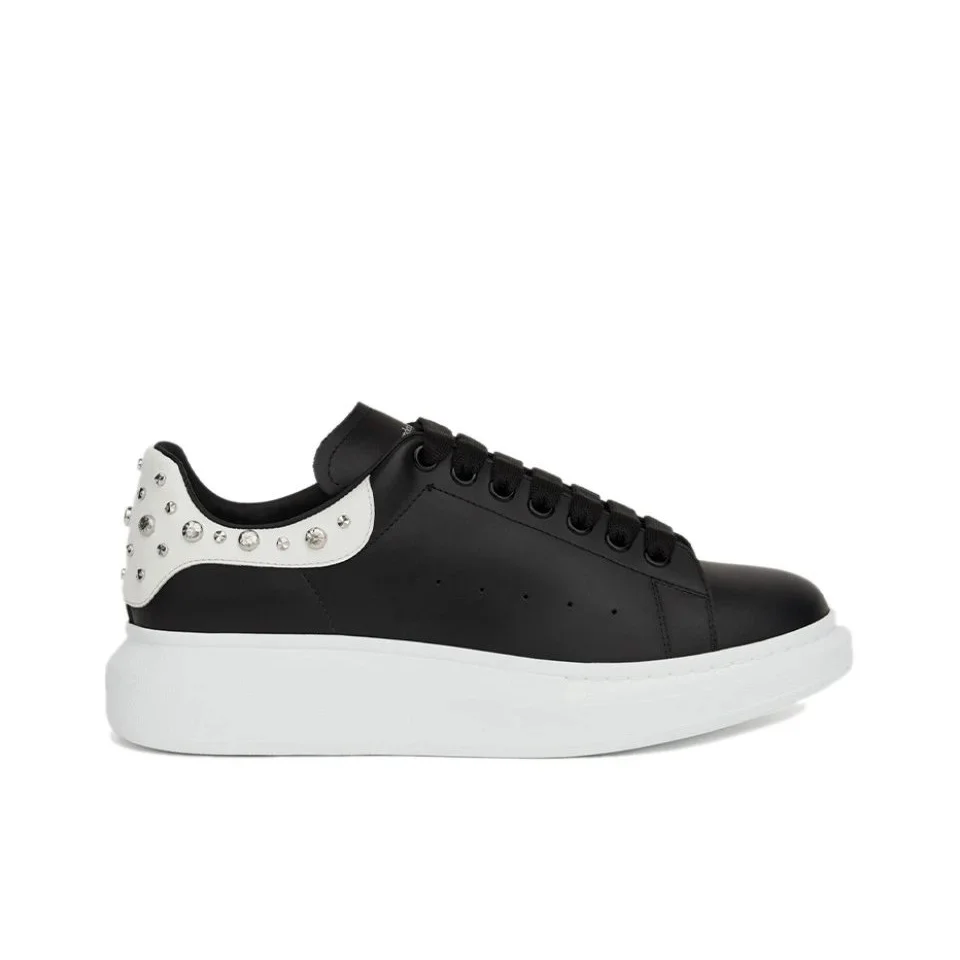 Alexander McQueen Alexander McQueen Oversized Black/White Studded Platform Sneaker Black
