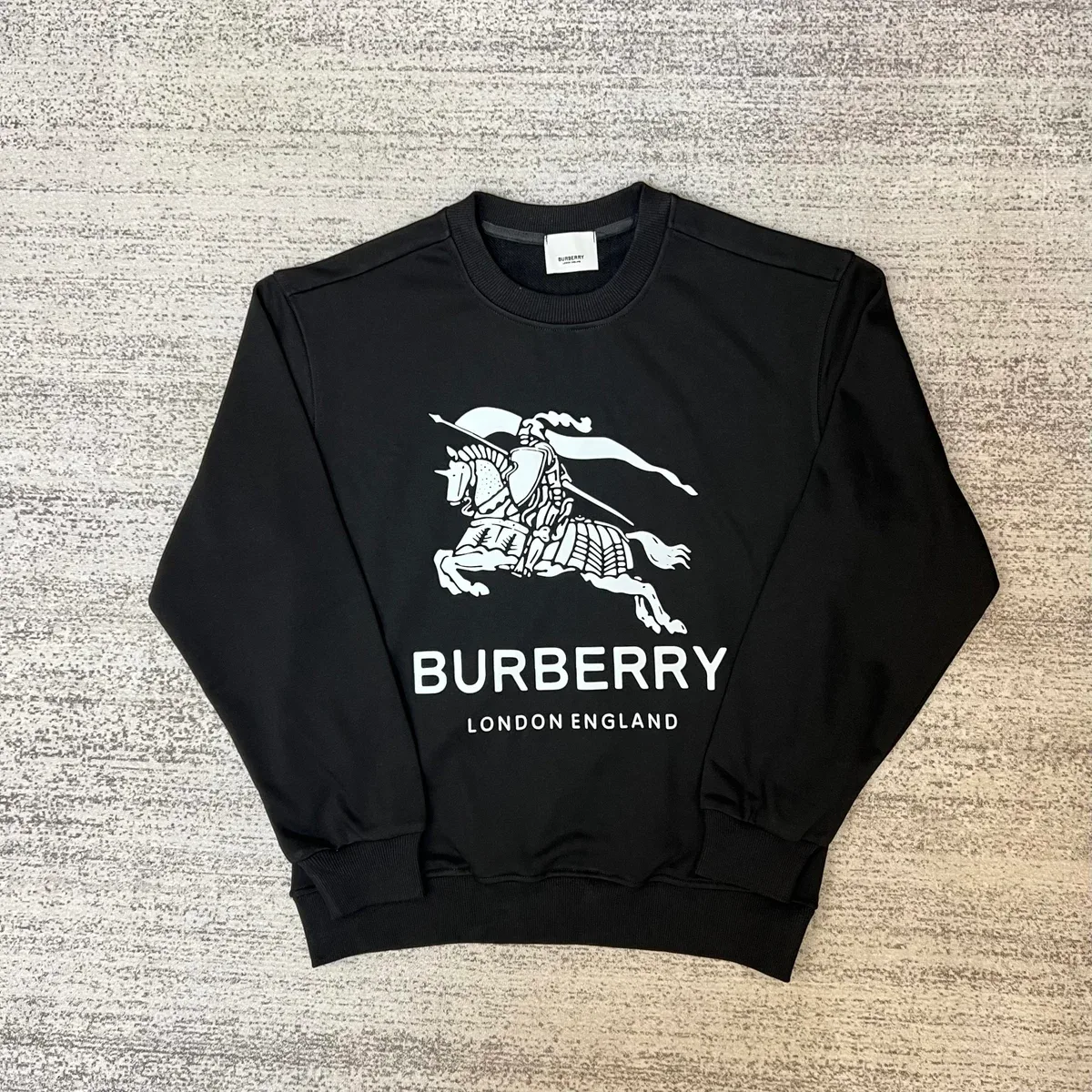 Burberry Burberry Black Knight Graphic Crewneck Sweatshirt Black - 1
