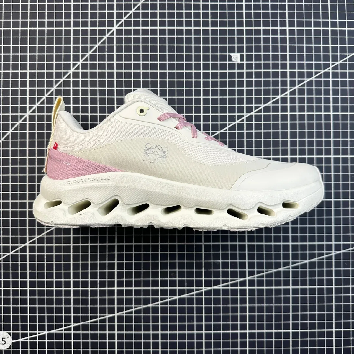 Loewe Loewe Anagram CloudTec Phase White/Pink Sneakers White